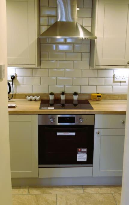 Gorgeous Cozy Cottage With A Heritage Feel, Walks, Pubs & Wood Burner Tideswell Eksteriør bilde