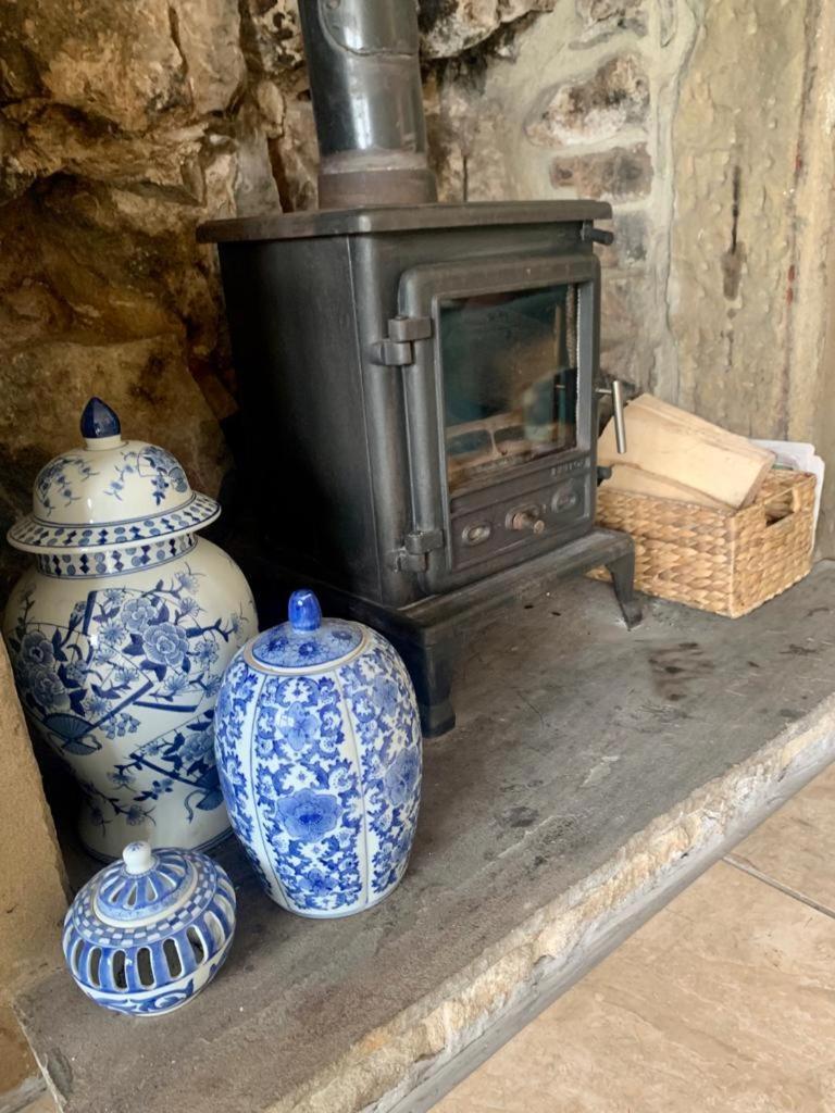 Gorgeous Cozy Cottage With A Heritage Feel, Walks, Pubs & Wood Burner Tideswell Eksteriør bilde